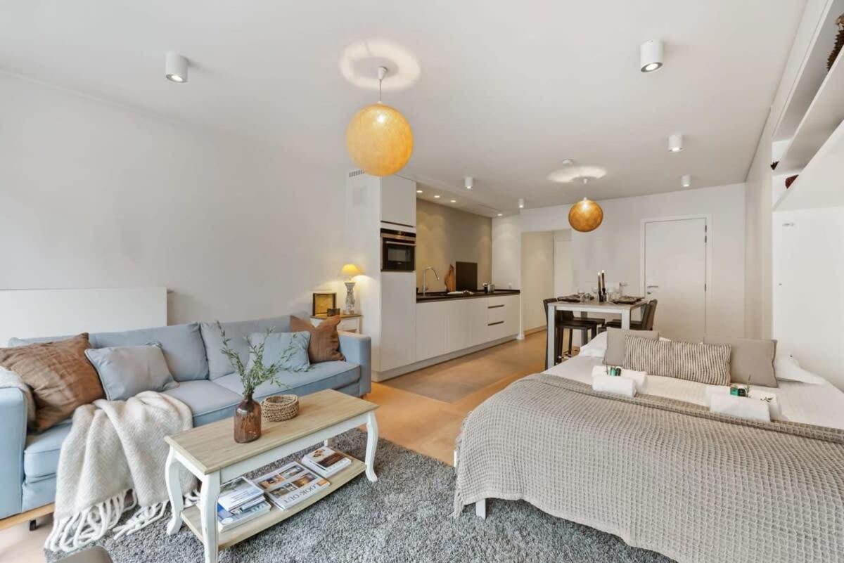 Huswell - Enjoyable In The Center Of * Knokke-Le-Zoute